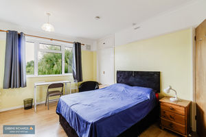Bedroom- click for photo gallery